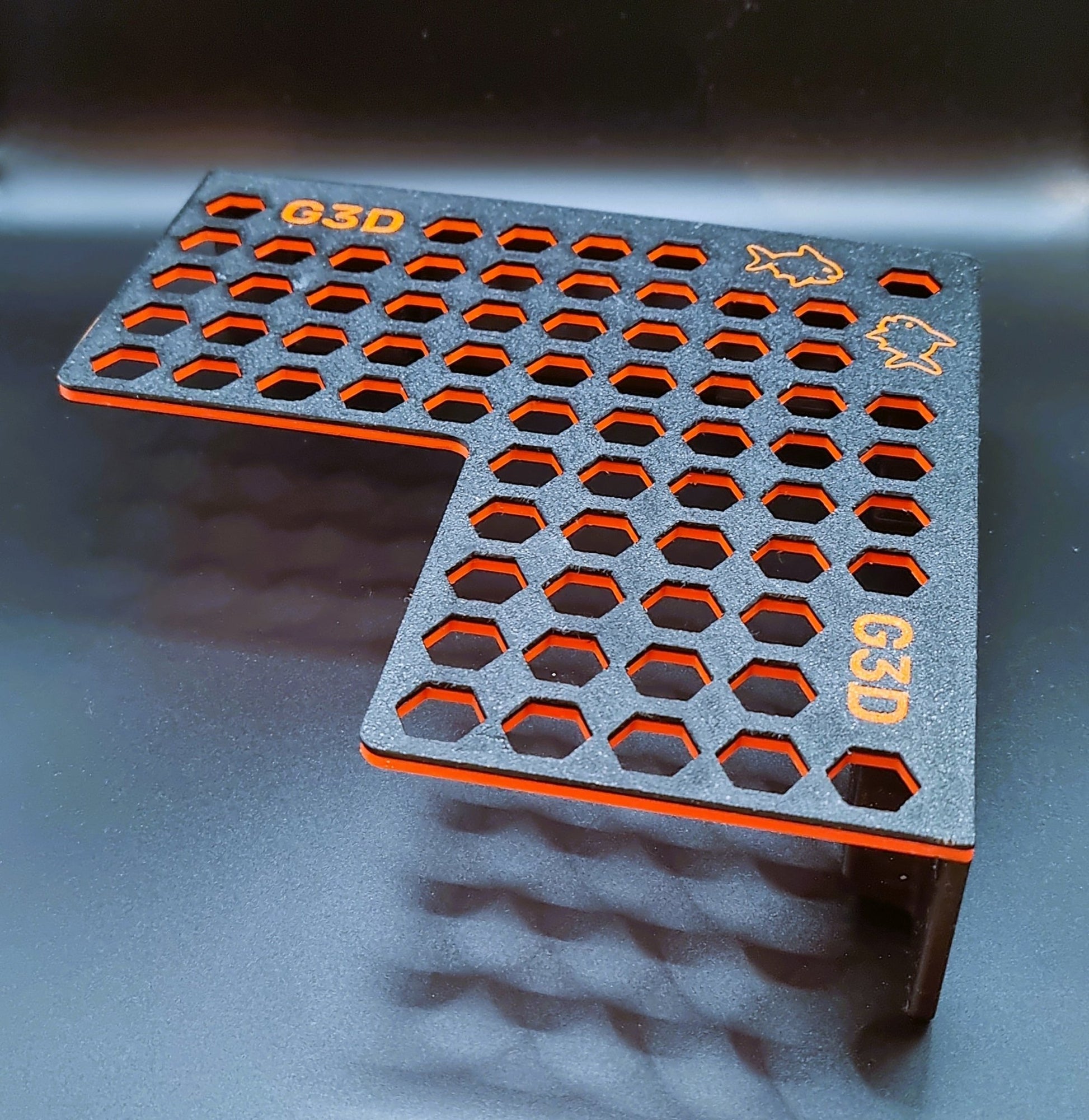 Hex corner frag rack – G3D Design